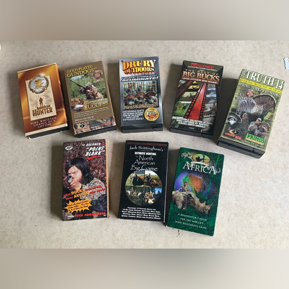 8 vintage hunting VHS tapes. Great for the hunting lodge!